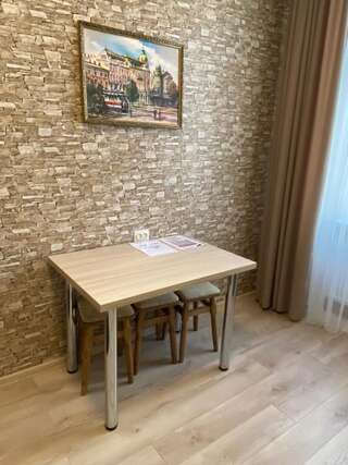 Апартаменты The Heart of Lviv Apartments - Lviv Львов Апартаменты - ул. Дорошенко, 25/4-5