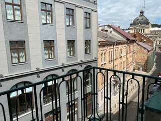 Апартаменты The Heart of Lviv Apartments - Lviv Львов Апартаменты - ул. Фурманская, 9/3-7