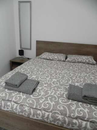 Апартаменты The Heart of Lviv Apartments - Lviv Львов Апартаменты: Ploshcha Rynok 29-1