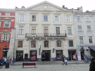 Апартаменты The Heart of Lviv Apartments - Lviv Львов Апартаменты: Ploshcha Rynok 29-9