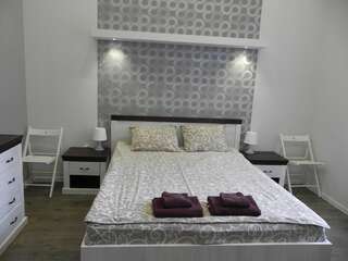 Апартаменты The Heart of Lviv Apartments - Lviv Львов Апартаменты, улица Петра Дорошенка 23-1